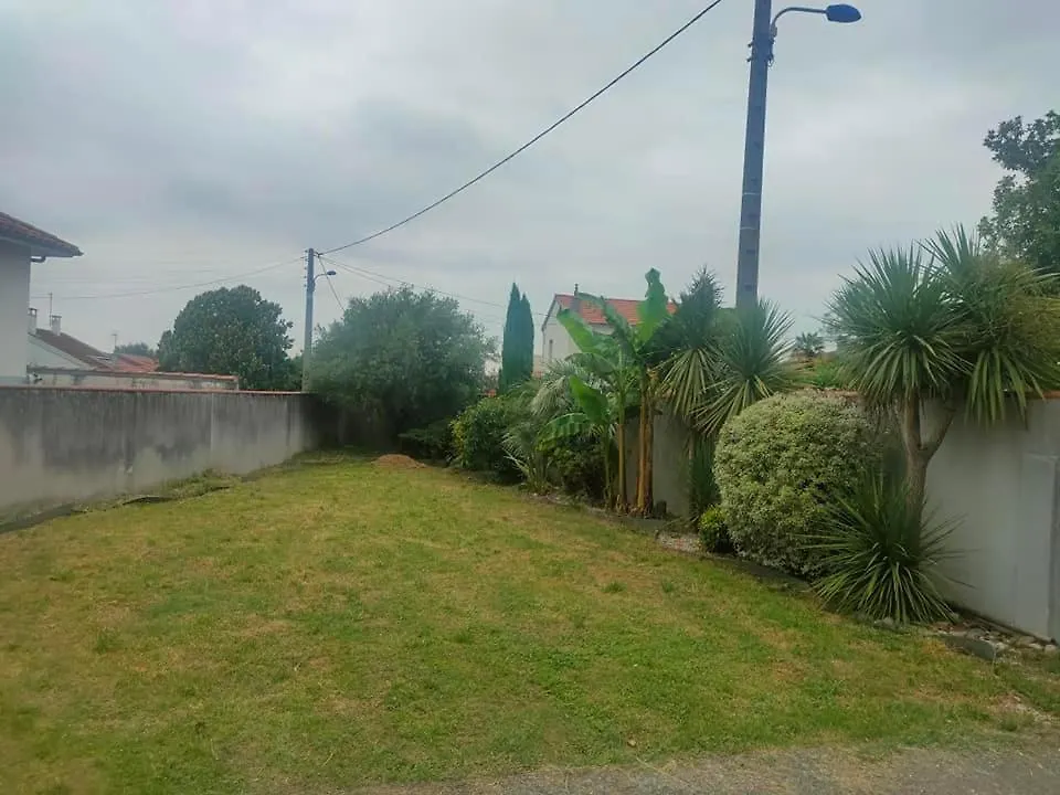 La Villa De Julien Avec Piscine Aureilhan